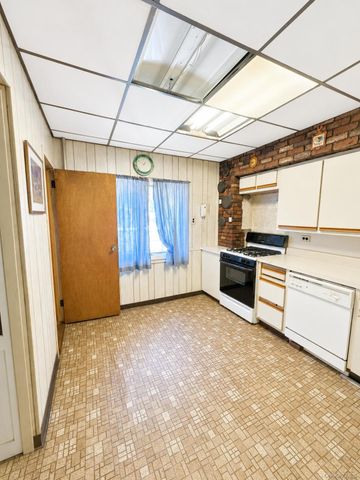 87-09 69th Avenue, Forest Hills, NY 11375