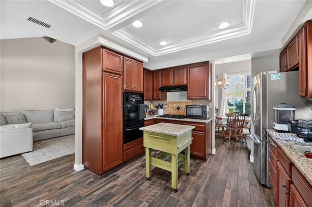 27536 Swallow Court, Temecula, CA 92591