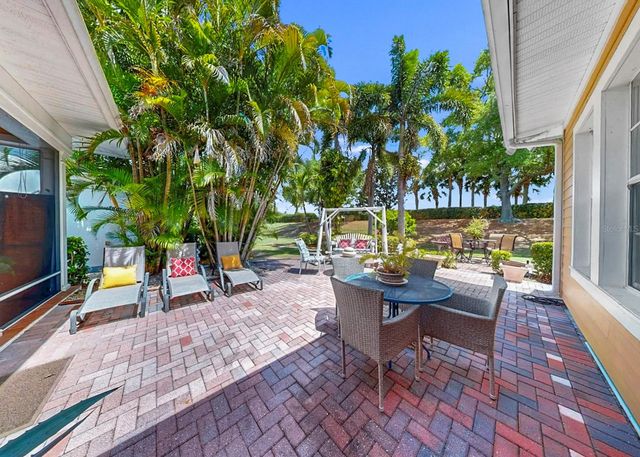 420 MANNS HARBOR DRIVE, Apollo Beach, FL 33572