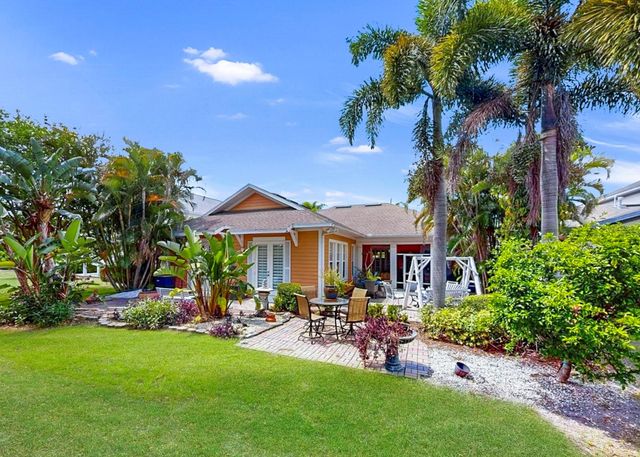 420 MANNS HARBOR DRIVE, Apollo Beach, FL 33572