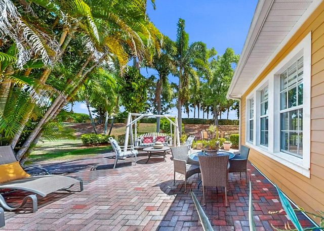 420 MANNS HARBOR DRIVE, Apollo Beach, FL 33572