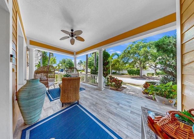420 MANNS HARBOR DRIVE, Apollo Beach, FL 33572