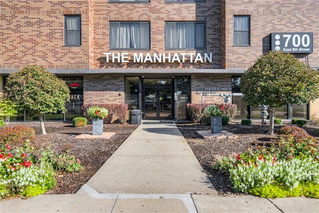 700 E 8th Street 16O, Kansas City, MO 64106