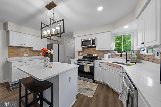 4132 LARSON LN, Mount Airy, MD 21771