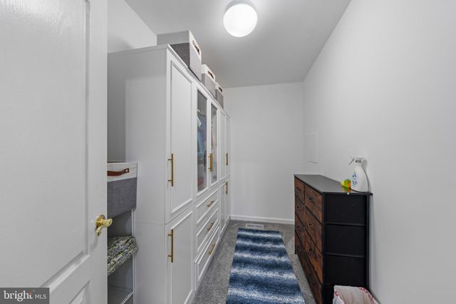 4132 LARSON LN, Mount Airy, MD 21771