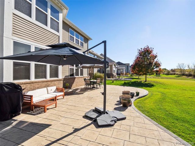 2130 Findley Circle, Lake Orion, MI 48360