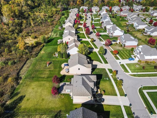 2130 Findley Circle, Lake Orion, MI 48360