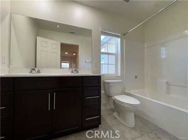 5945 Silveira Street, Eastvale, CA 92880