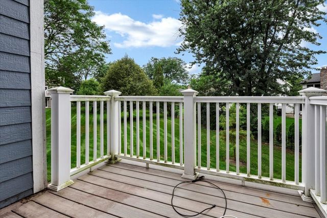 912 MANCHESTER Circle -, Schaumburg, IL 60193