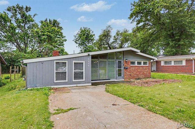 8408 Chalons Court, St Louis, MO 63134