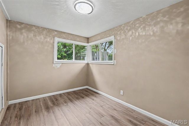 8408 Chalons Court, St Louis, MO 63134