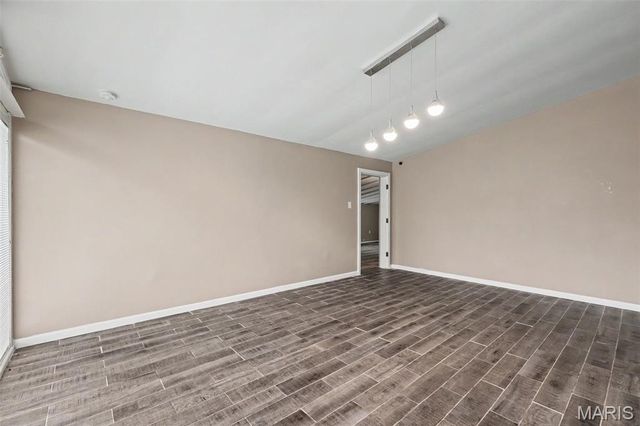 8408 Chalons Court, St Louis, MO 63134
