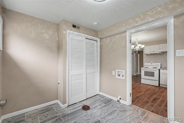 8408 Chalons Court, St Louis, MO 63134