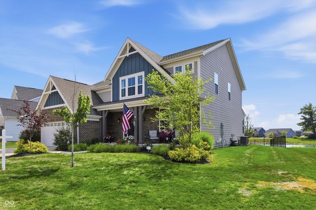 976 Pond View Drive, Greenfield, IN 46140