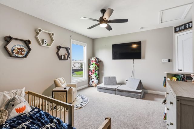 976 Pond View Drive, Greenfield, IN 46140