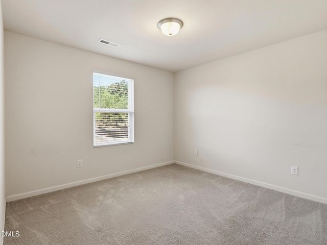 24 Thimbleweed Lane, Lillington, NC 27546