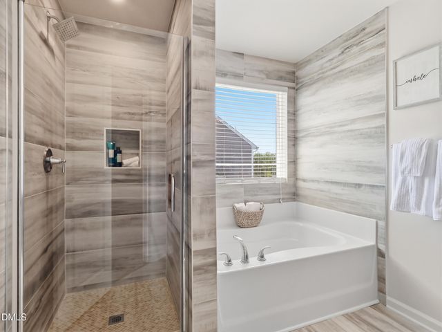 24 Thimbleweed Lane, Lillington, NC 27546