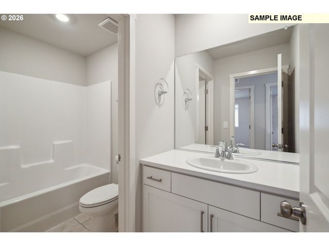 638 MERRIOTT Ln, Woodburn, OR 97071