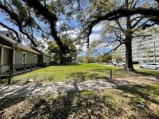 932 Government Street, Mobile, AL 36604