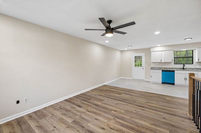 112 Stegall St, Rossville, GA 30741