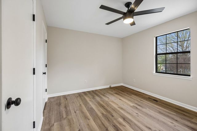 112 Stegall St, Rossville, GA 30741