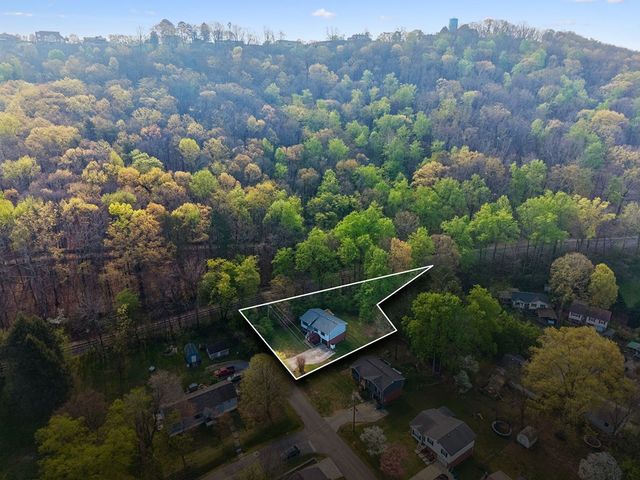 112 Stegall St, Rossville, GA 30741