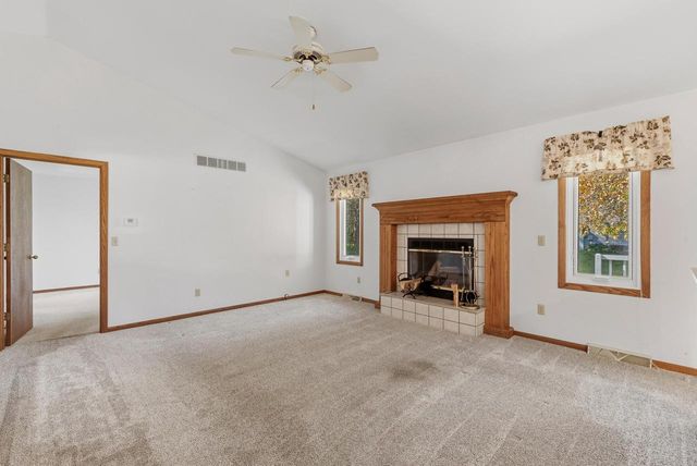 100 Deer Ridge DRIVE, West Bend, WI 53095