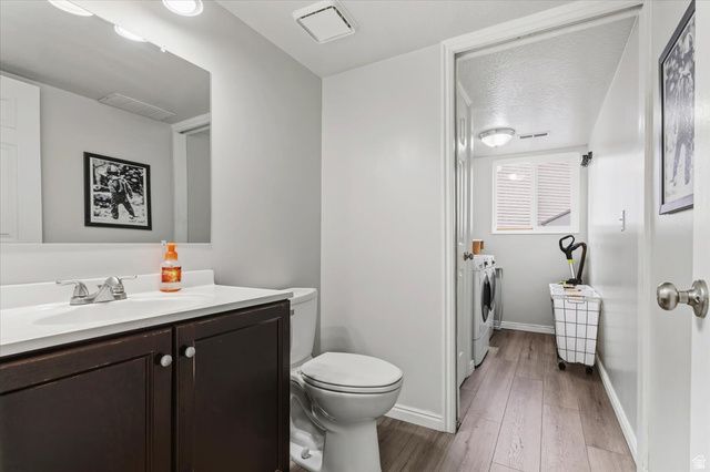 7975 S SHOWCASE LN, Sandy, UT 84094