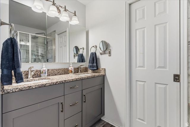 7975 S SHOWCASE LN, Sandy, UT 84094