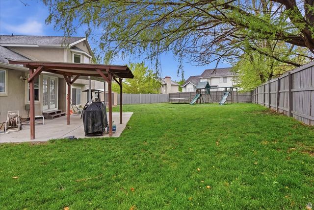 7975 S SHOWCASE LN, Sandy, UT 84094