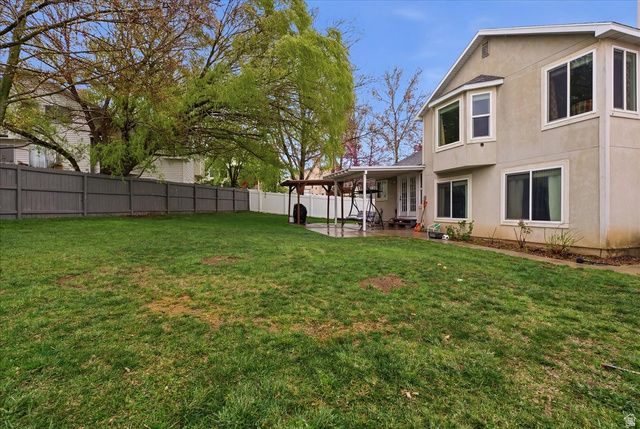 7975 S SHOWCASE LN, Sandy, UT 84094