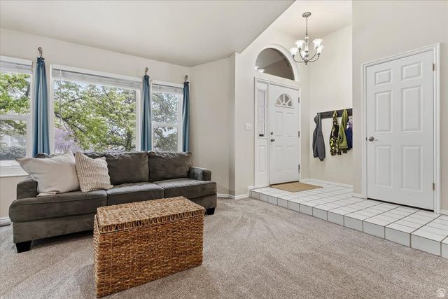 7975 S SHOWCASE LN, Sandy, UT 84094