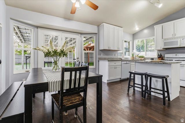 7975 S SHOWCASE LN, Sandy, UT 84094