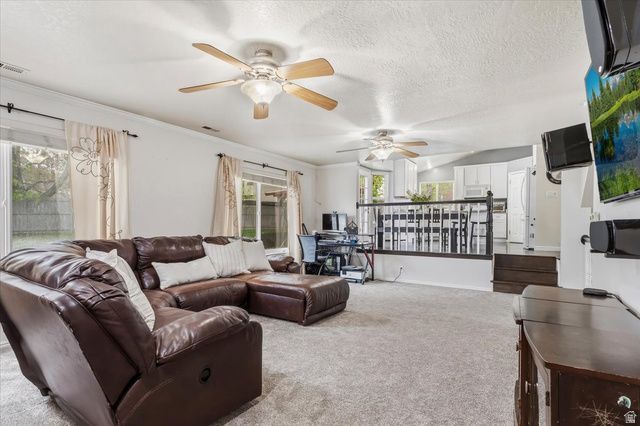 7975 S SHOWCASE LN, Sandy, UT 84094