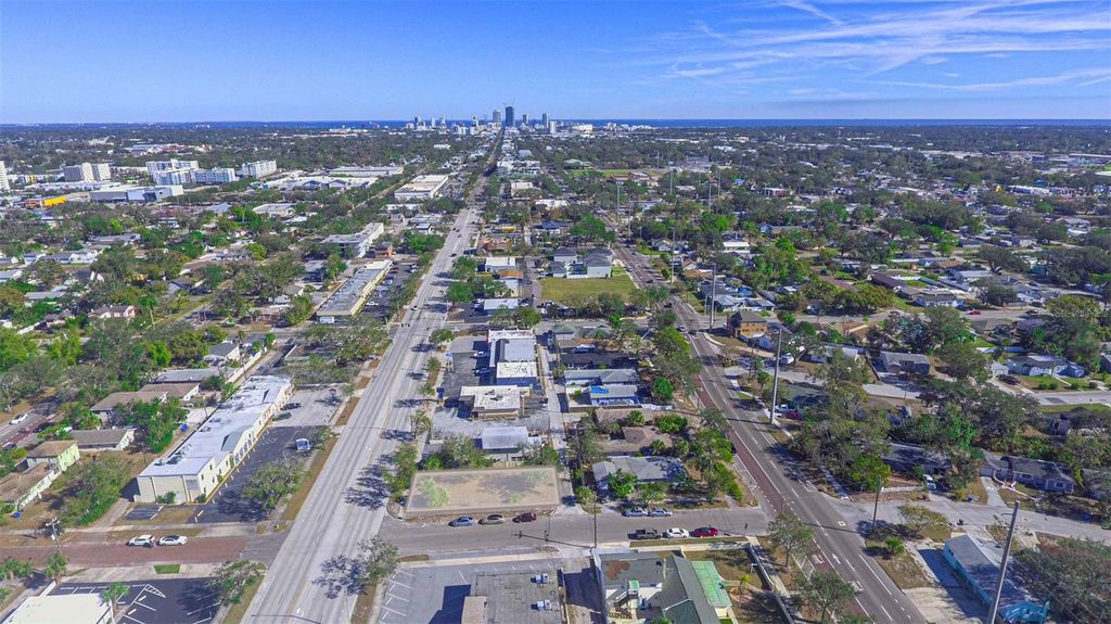 CENTRAL AVENUE, St Petersburg, FL 33711