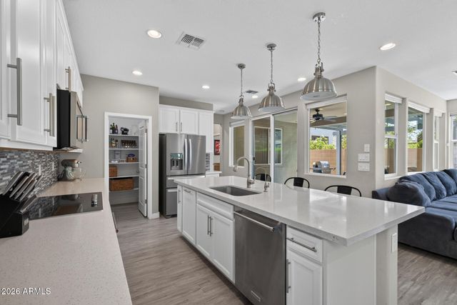 1304 N ZANE Drive, Chandler, AZ 85226