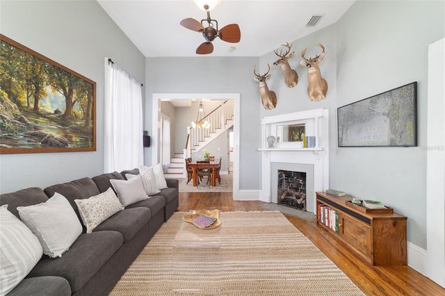 605 SE TUSCAWILLA AVENUE, Ocala, FL 34471