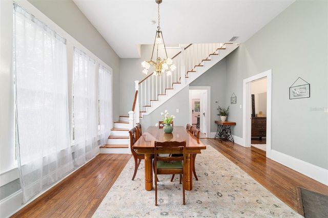 605 SE TUSCAWILLA AVENUE, Ocala, FL 34471