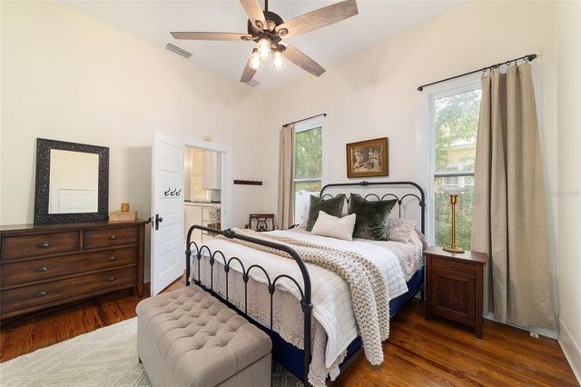 605 SE TUSCAWILLA AVENUE, Ocala, FL 34471