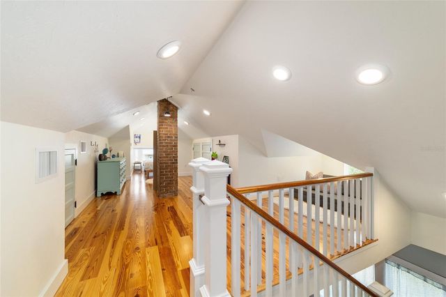 605 SE TUSCAWILLA AVENUE, Ocala, FL 34471