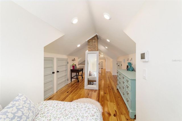 605 SE TUSCAWILLA AVENUE, Ocala, FL 34471