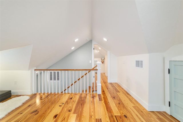 605 SE TUSCAWILLA AVENUE, Ocala, FL 34471