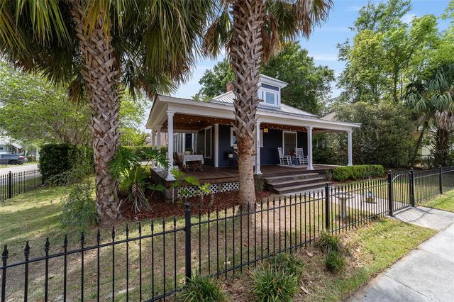 605 SE TUSCAWILLA AVENUE, Ocala, FL 34471