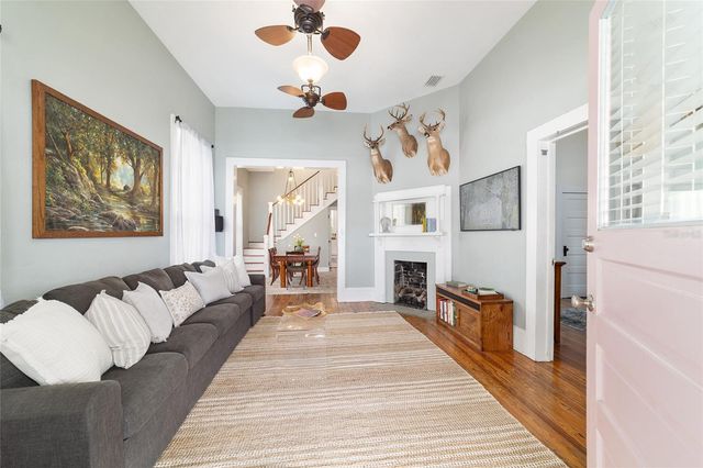 605 SE TUSCAWILLA AVENUE, Ocala, FL 34471