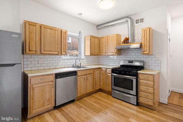 550 E WASHINGTON LN, Philadelphia, PA 19144