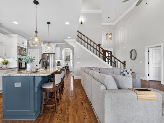 3020 Elkhorn Pl, Spring Hill, TN 37174