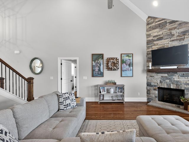 3020 Elkhorn Pl, Spring Hill, TN 37174