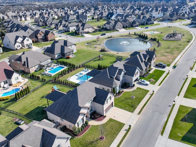 3020 Elkhorn Pl, Spring Hill, TN 37174