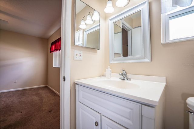 652 COTTAGE LANE, Lakeland, FL 33803