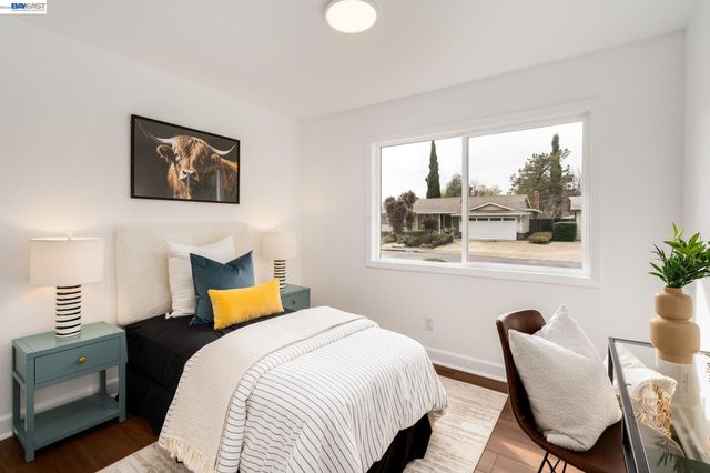 7731 Frederiksen Ln, Dublin, CA 94568